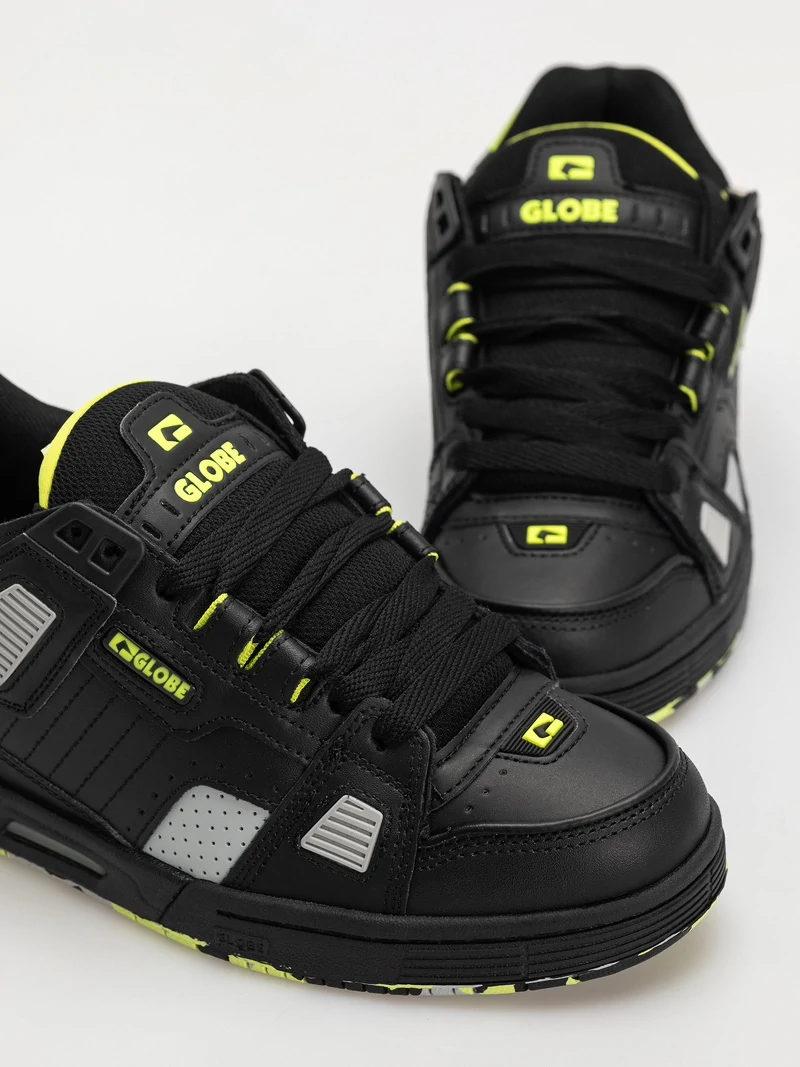 GLOBE Sabre Black/Lime – Sneakers robustes & stylées