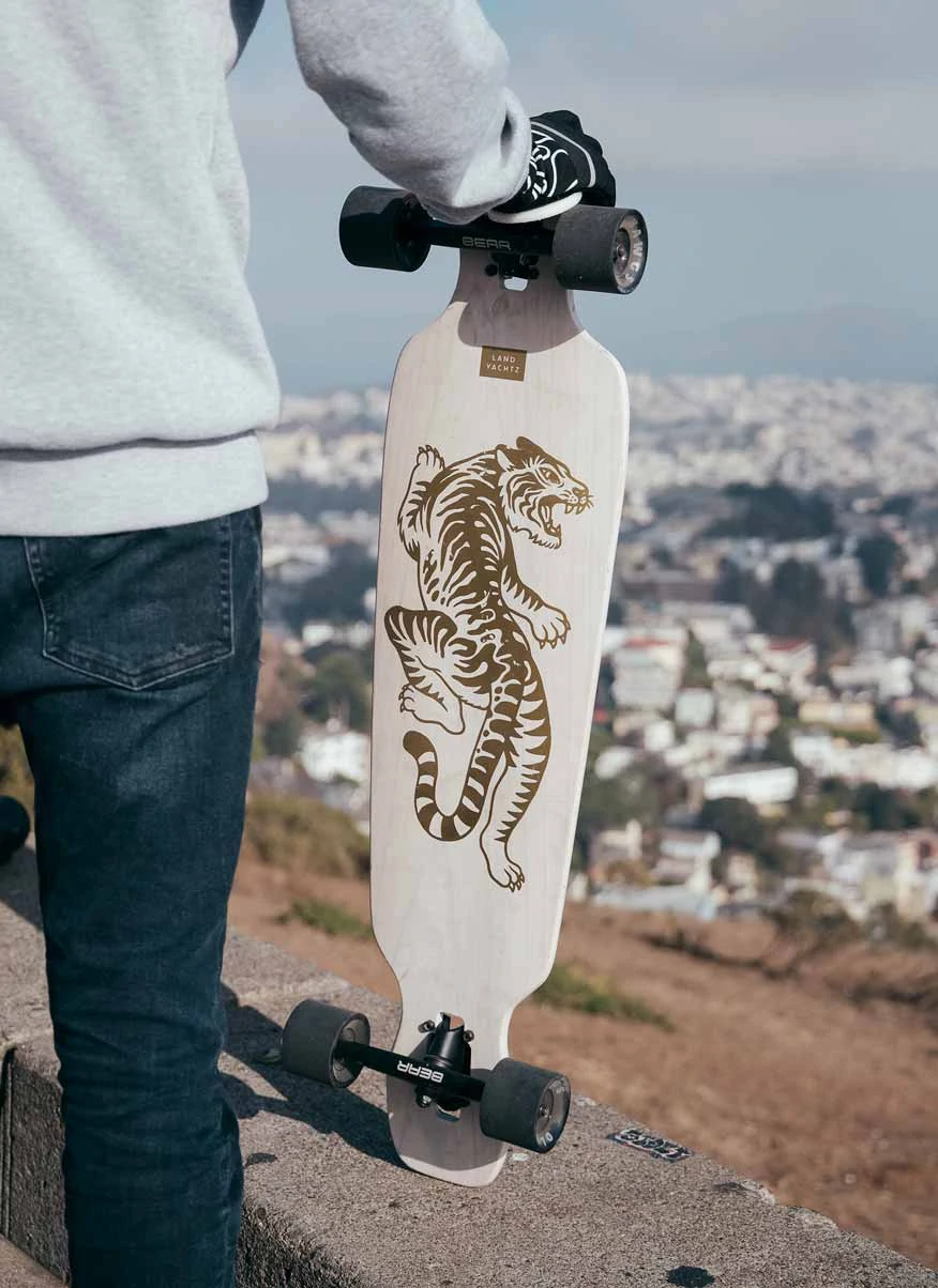 Longboard Landyachtz Battle Axe Bengal – Smooth & Stylé