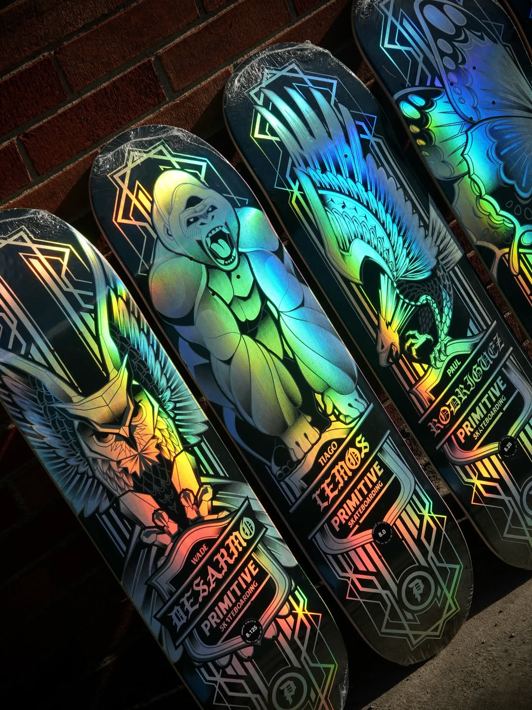 Primitive Spectra Foil Desarmo Owl 8.125" — Plateau | N4 Skateshop