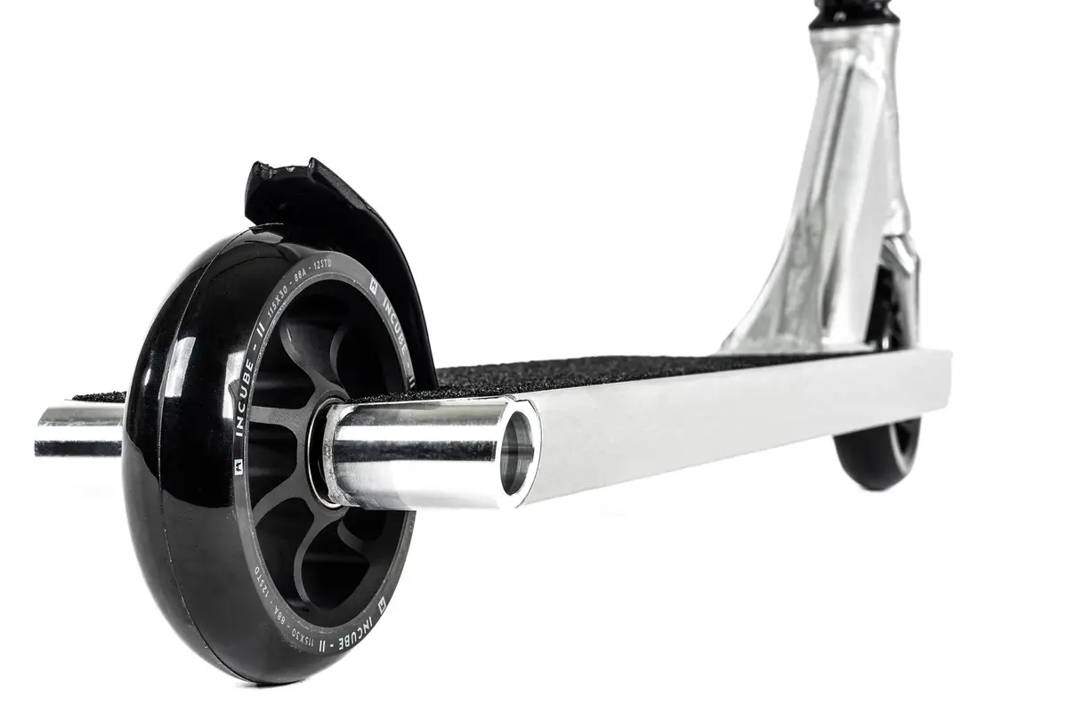 Trottinette Ethic Pandora Brushed - Livraison Gratuite