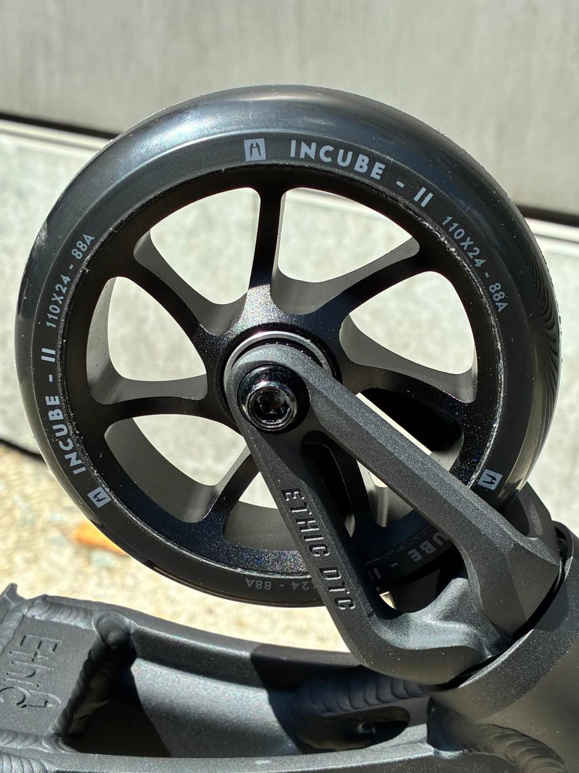 Trottinette ETHIC Erawan V2 Noir