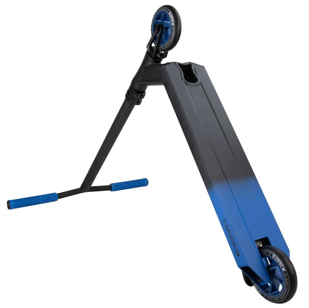 Blazer Pro Enigma 2 Black Blue – Trottinette Freestyle Complète 110mm