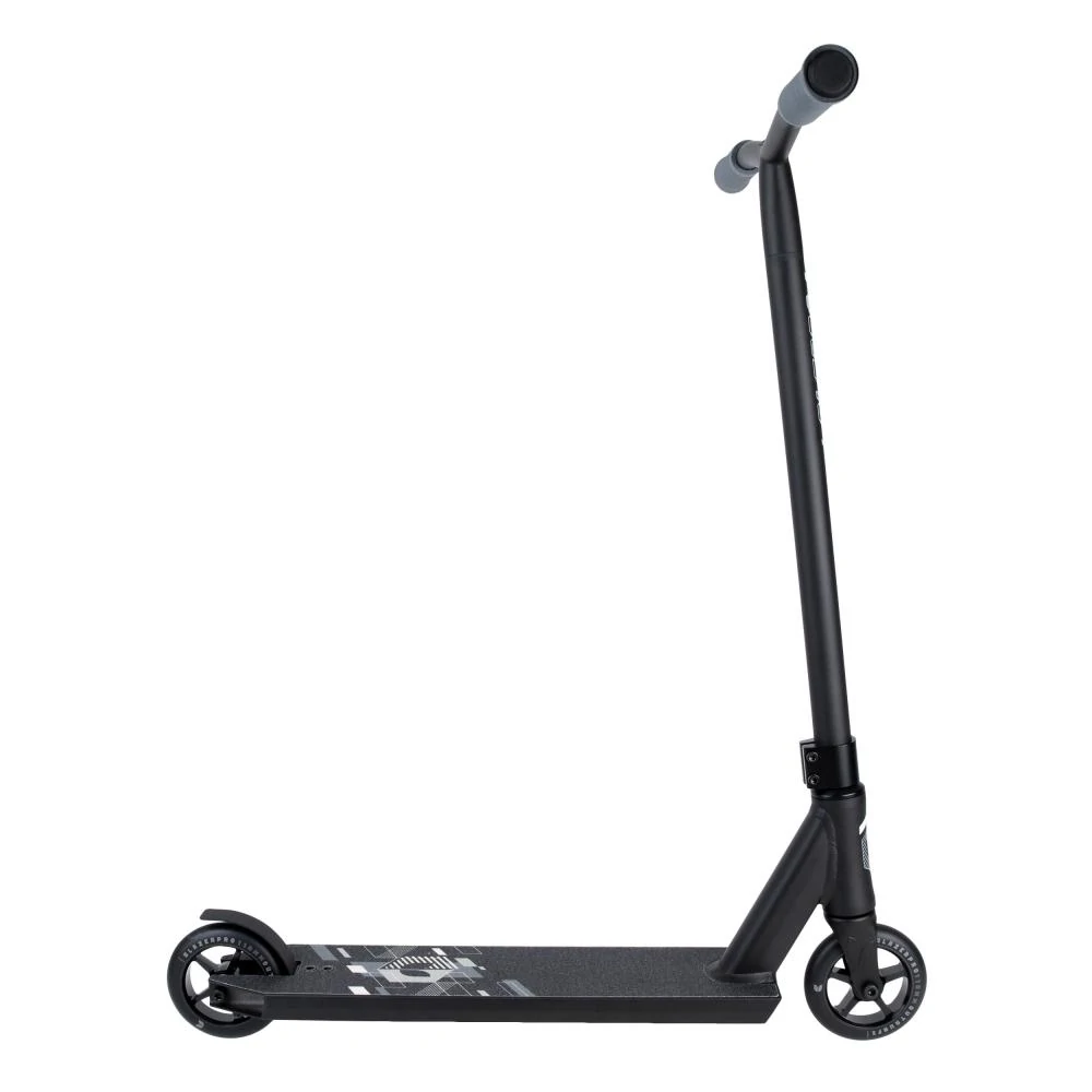 Blazer Pro Outrun 3 – Trottinette Freestyle Complète 110mm Skatepark