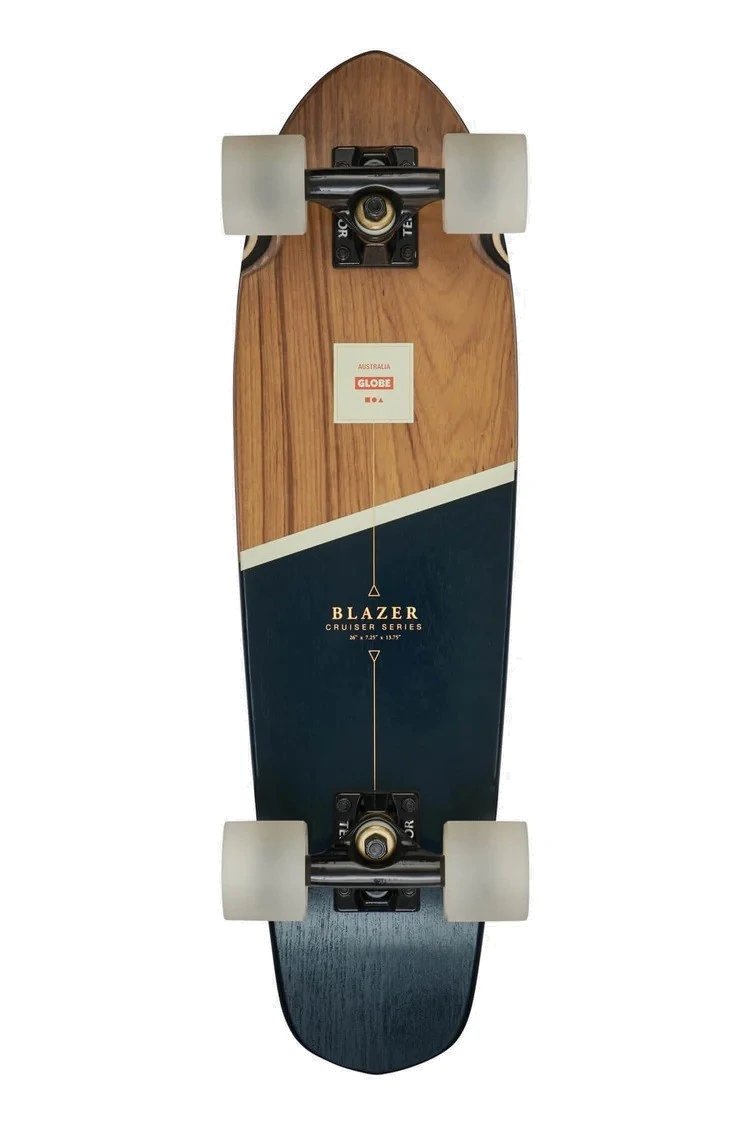GLOBE Blazer 26" Cruiser Teak Black – Style & fluidité