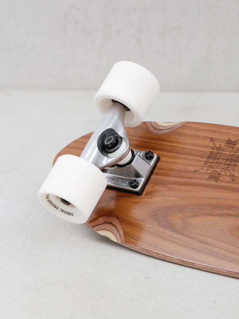 GLOBE Blazer 26" Cruiser Teak/Monstera