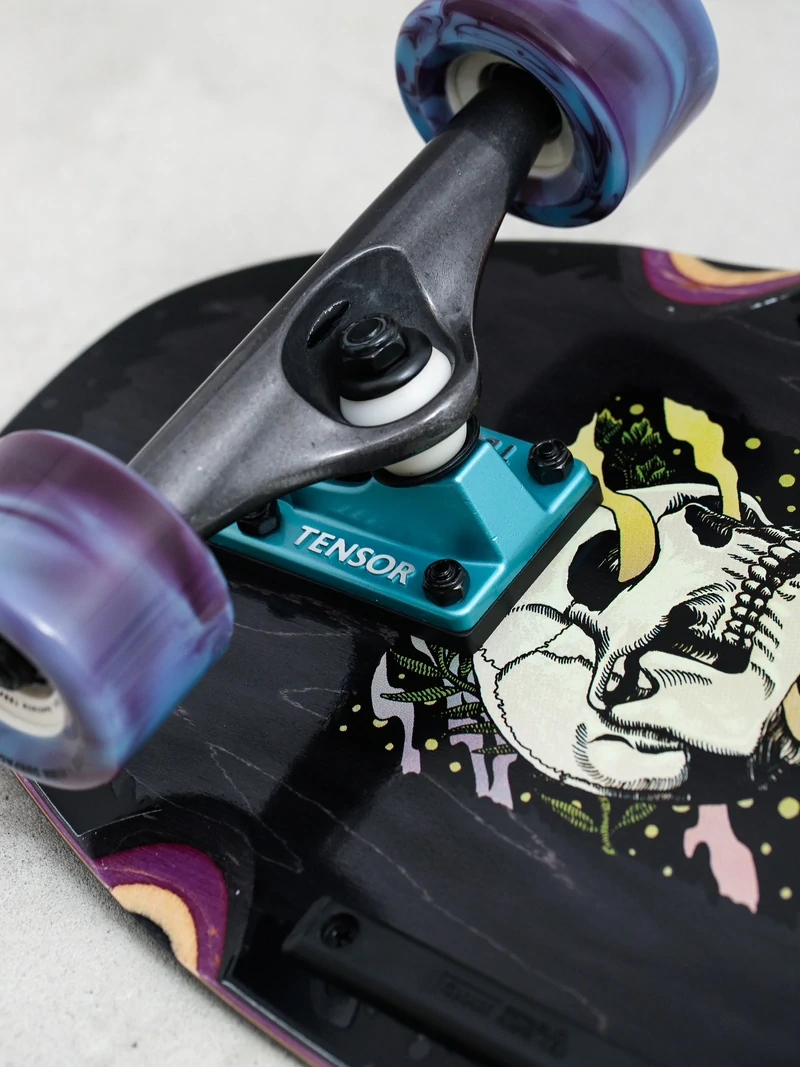 Globe Phantom 31″ – cruiser Skull Stack puissant