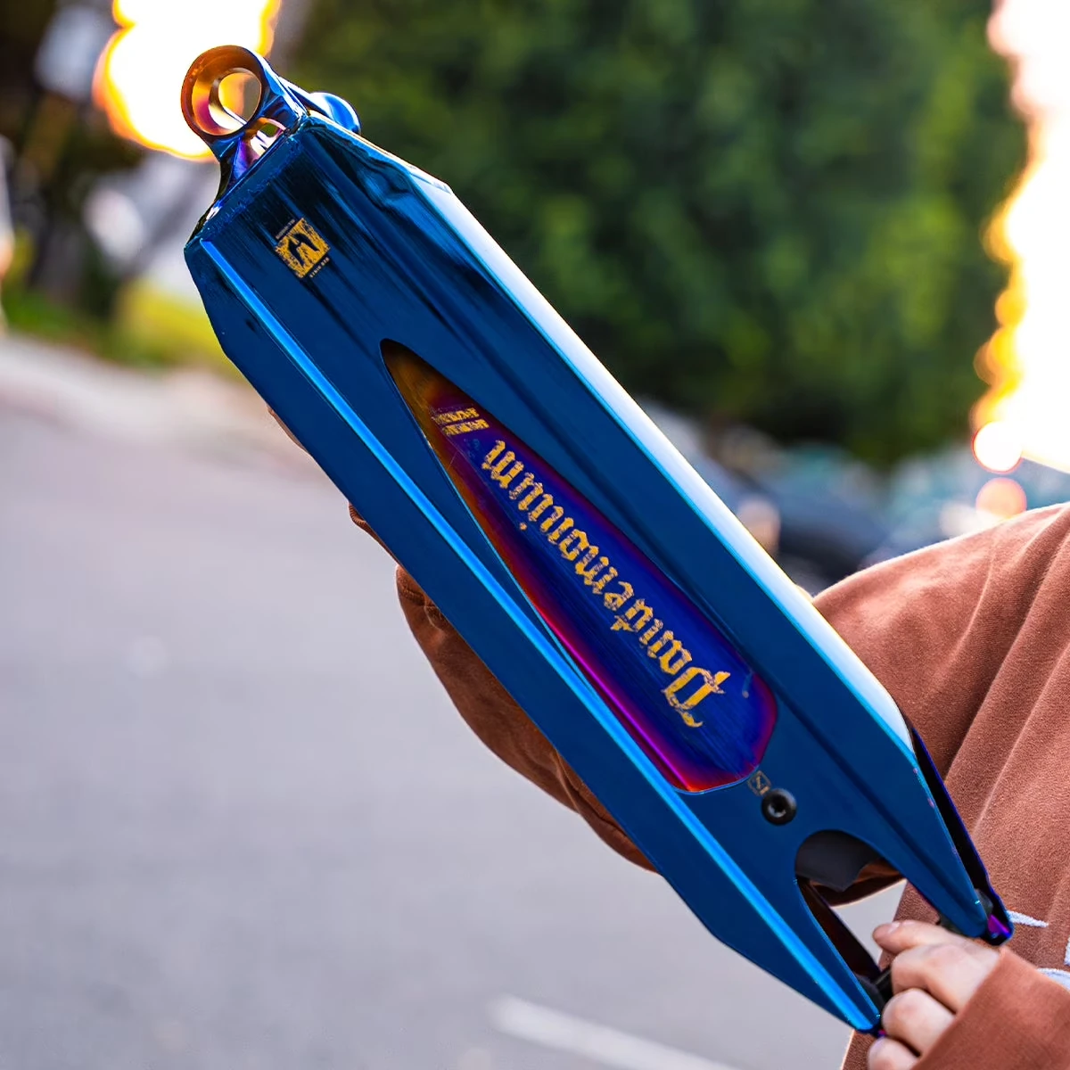 Ethic DTC Pandemonium V2 — Deck Trottinette Freestyle Bleu Chrome