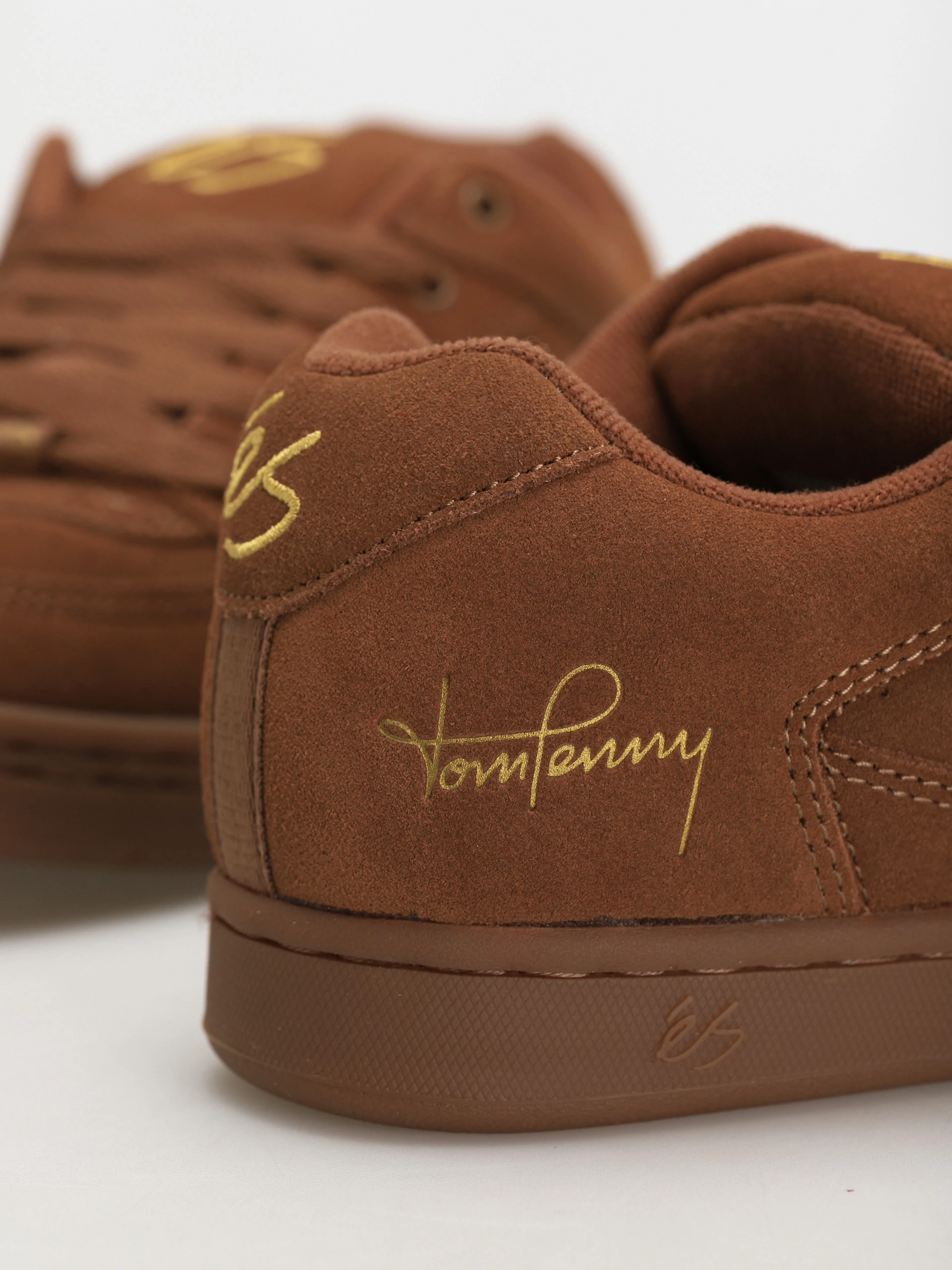 éS Accel – Penny Brown Gum – Collab Tom Penny Skate
