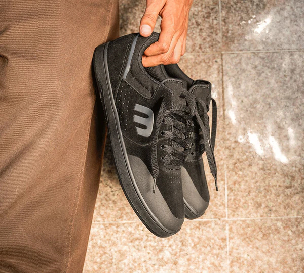 Etnies Marana Dirty Wash – Chaussures de Skate avec Semelle Michelin