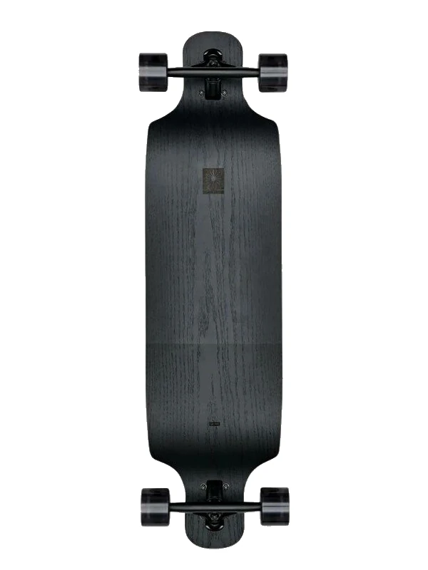 GLOBE Eames Lounge 38" Black Oak – Longboard design & fluide