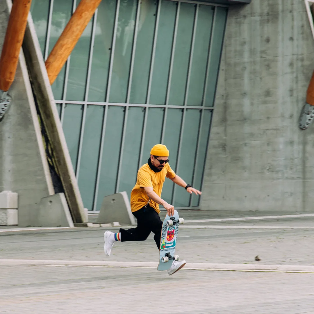 Landyachtz Dinghy Shape 9 Chartreuse 28.5" – Cruiser Urbain