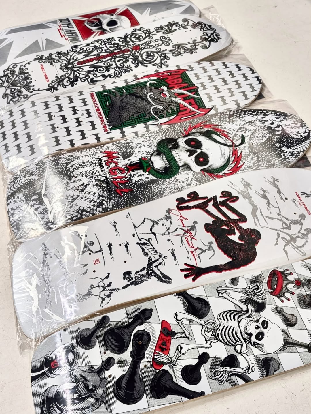 Deck Powell BB17 Steve Caballero 9.95 White – Éd. Limitée | N4