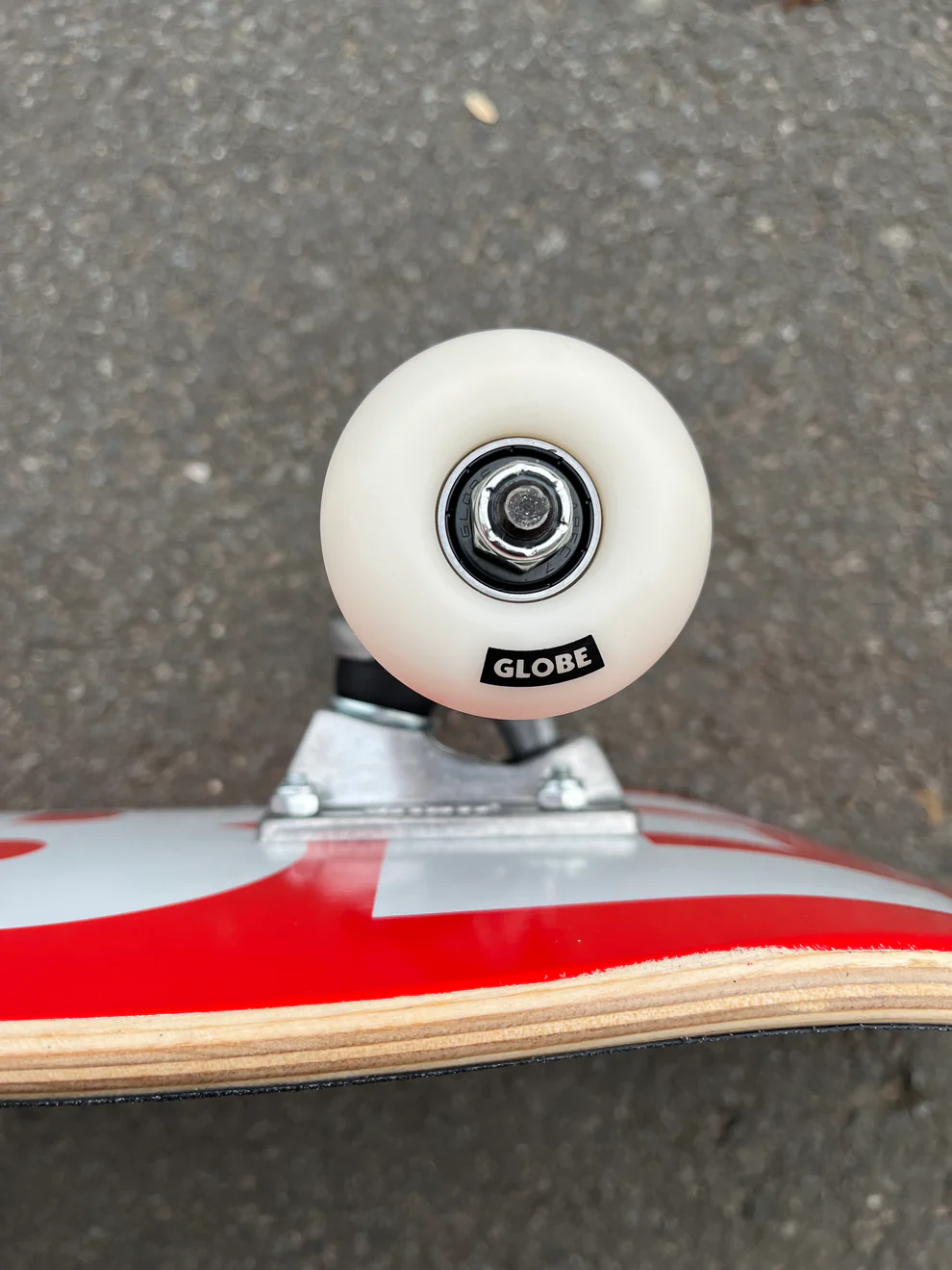 GLOBE G0 FUBAR 8.25" Red/White â Skateboard complet