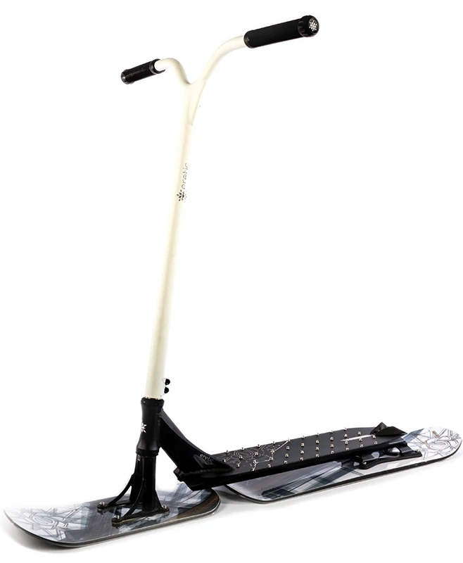 Snowscoot ERETIC Powder – Flottez sur la poudreuse avec puissance et contrôle